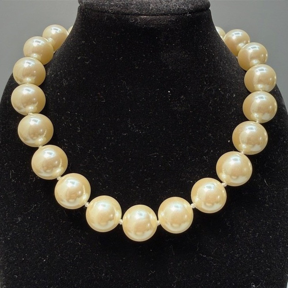 Vintage Carol Lee Oversized Giant Faux Pearl Choker Necklace 14" Adjustable Big